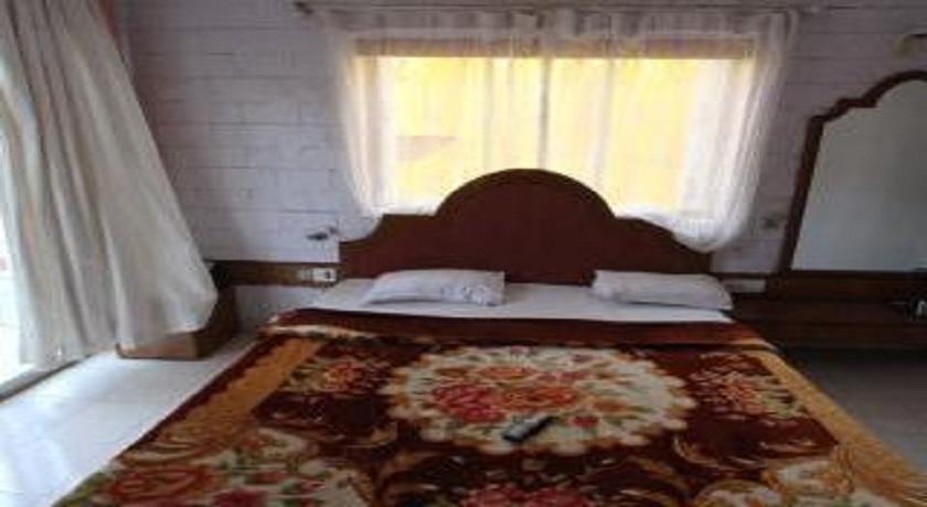 Mahābaleshwar Hotel Rahil International מראה חיצוני תמונה