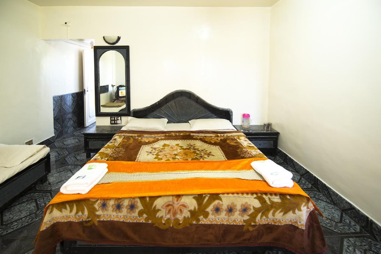 Mahābaleshwar Hotel Rahil International מראה חיצוני תמונה